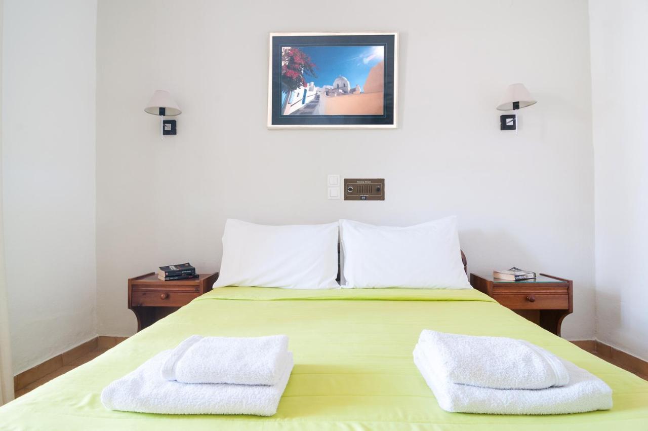 Holiday Beach Resort Santorini Перисса Экстерьер фото